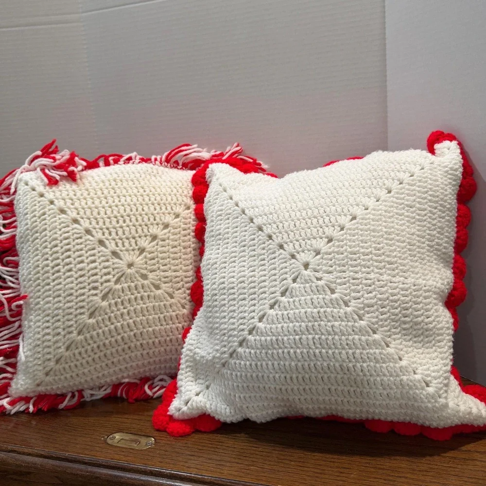 Vintage Handmade Crochet 3D‎ Rose Throw Pillows Set of 2 White & Red